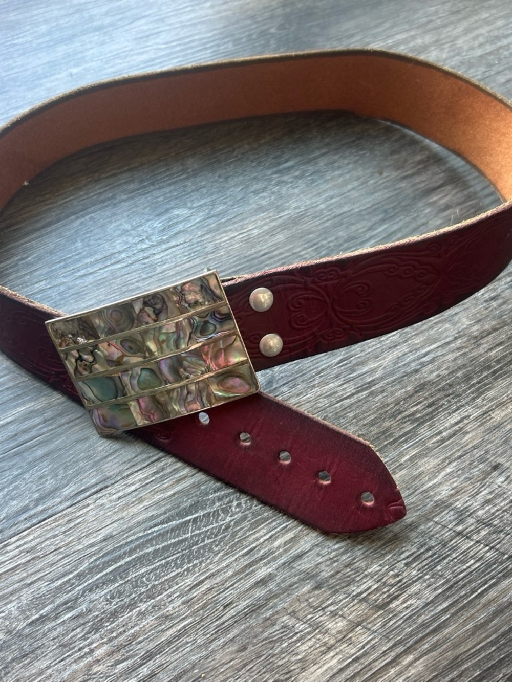 VINTAGE beautiful Women's Burgundy Leather Belt with Abalone Inlay Buckle